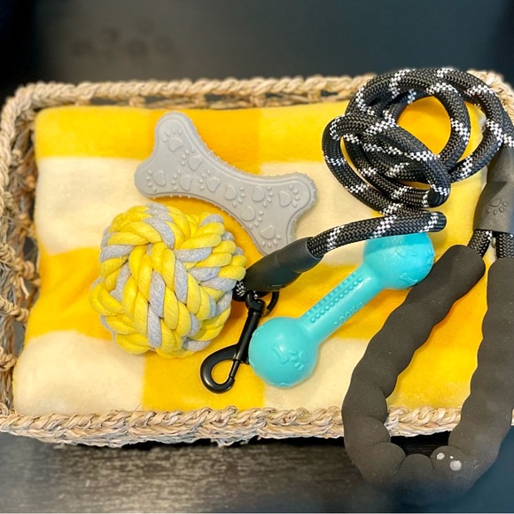 Hand Crafted Other - 🆕Brand New🦮🐾Dog🦮🐾 Pet Gift Baskets🆕